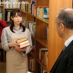 jur00422｜新妻ゆうか｜人妻秘書、汗と接吻に満ちた社長室中出し性交 最初で最高の秘書、ここに誕生―。 新妻ゆうか